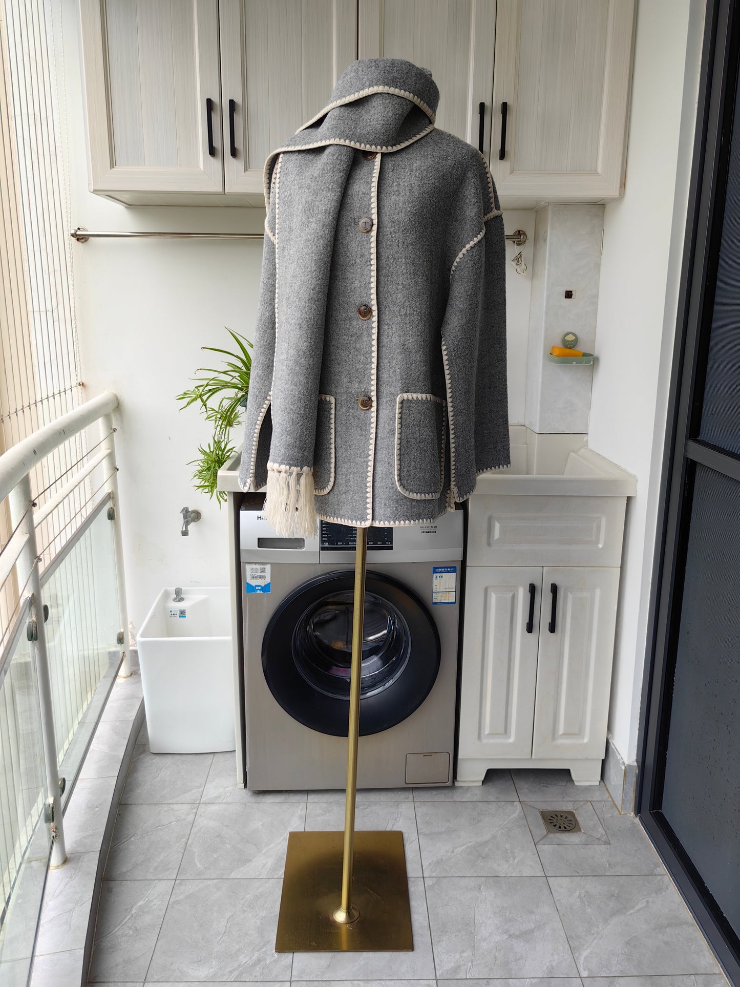 Tot Embroidered Scarf Wool Blend Jacket