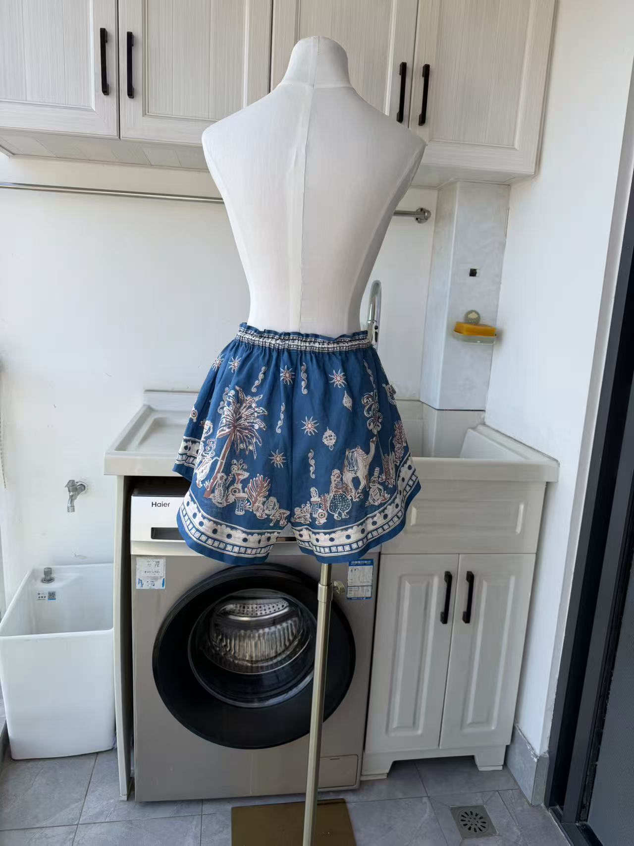 AM Marrakech linen cropped shirt & shorts