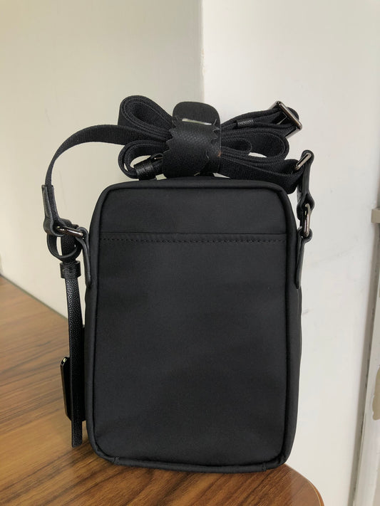 TM Persia crossbody travel bag in black