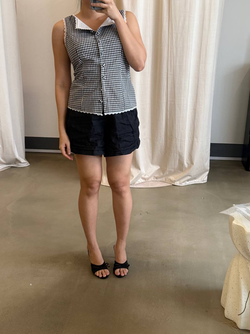 Ref Amela linen sleeveless top