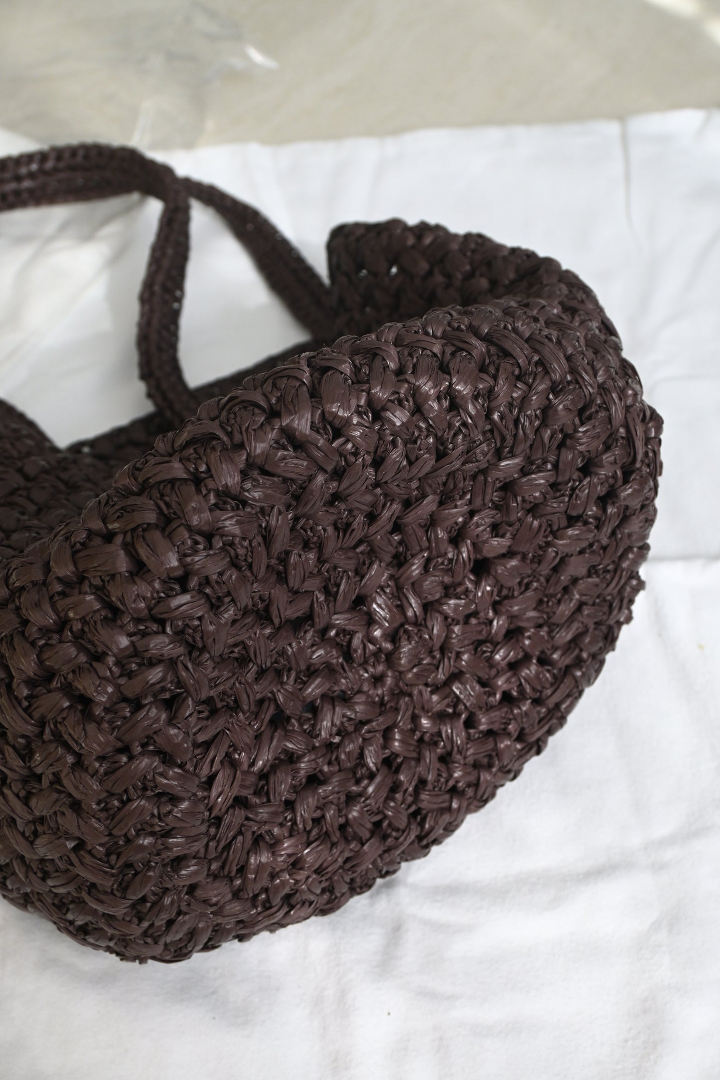TR Estelle Raffia woven in espresso brown bag