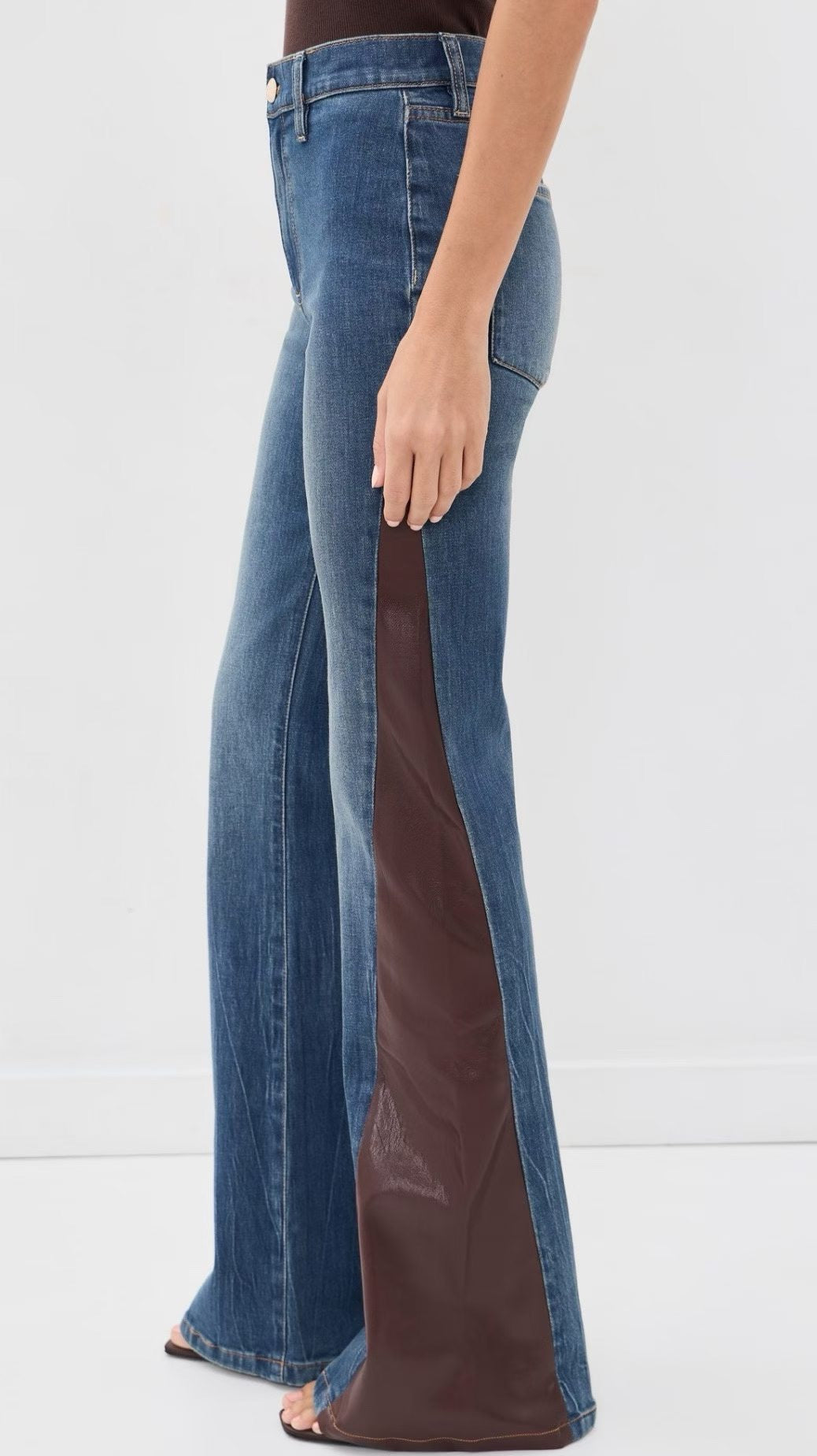 AO Vegan cut out jeans
