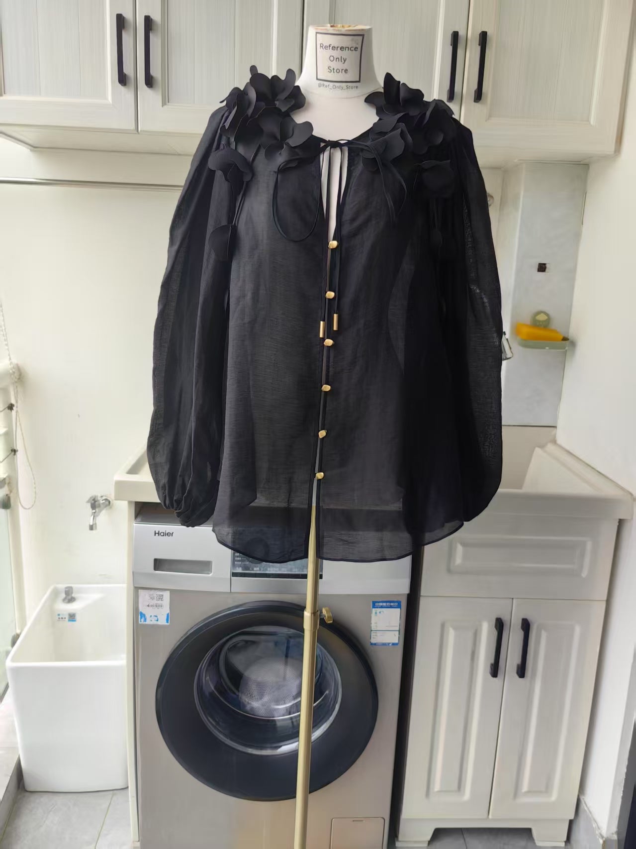 AJ Camille 3D floral linen blend top black