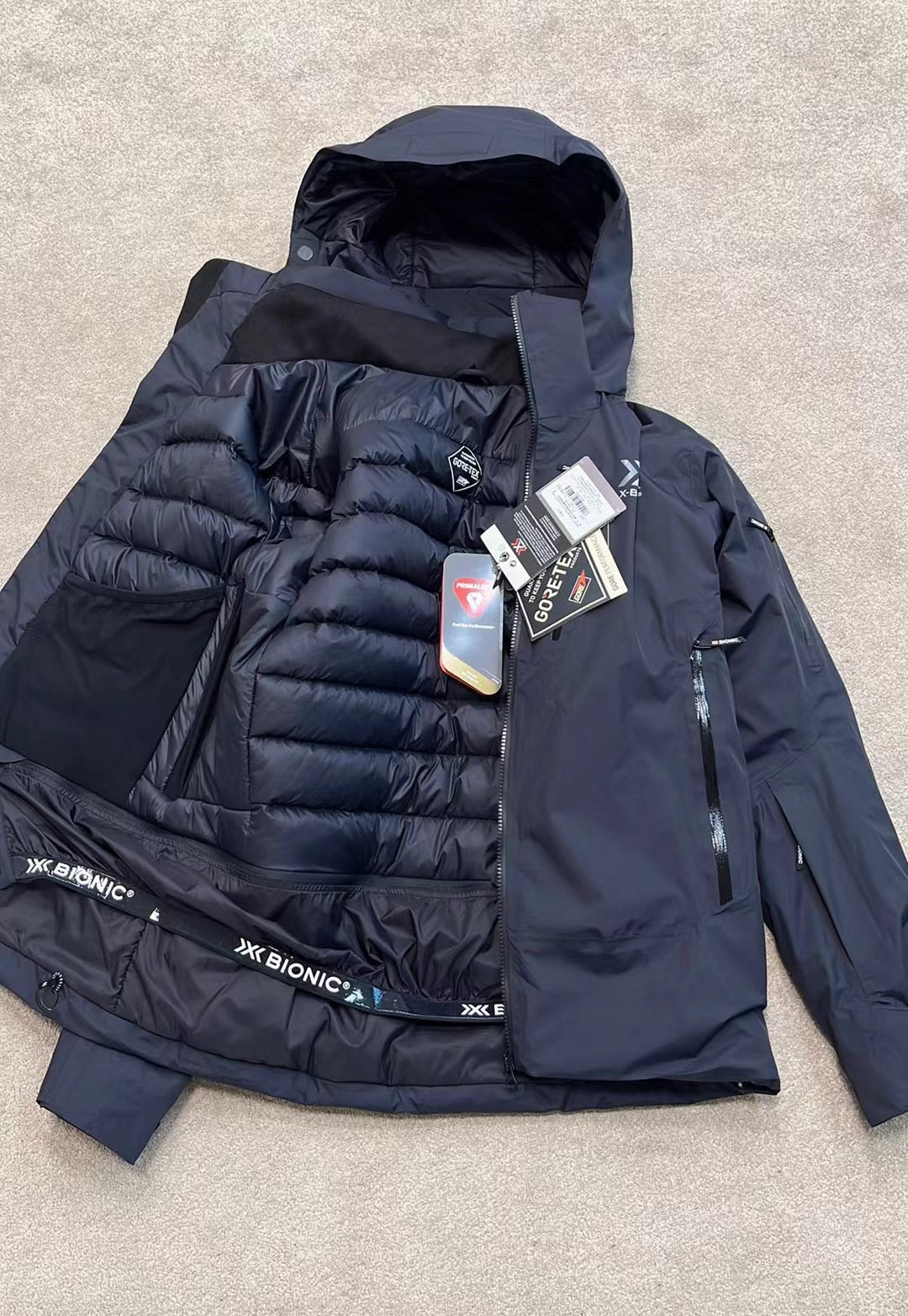 π XB Men's Acme Aurora Ski Jacket