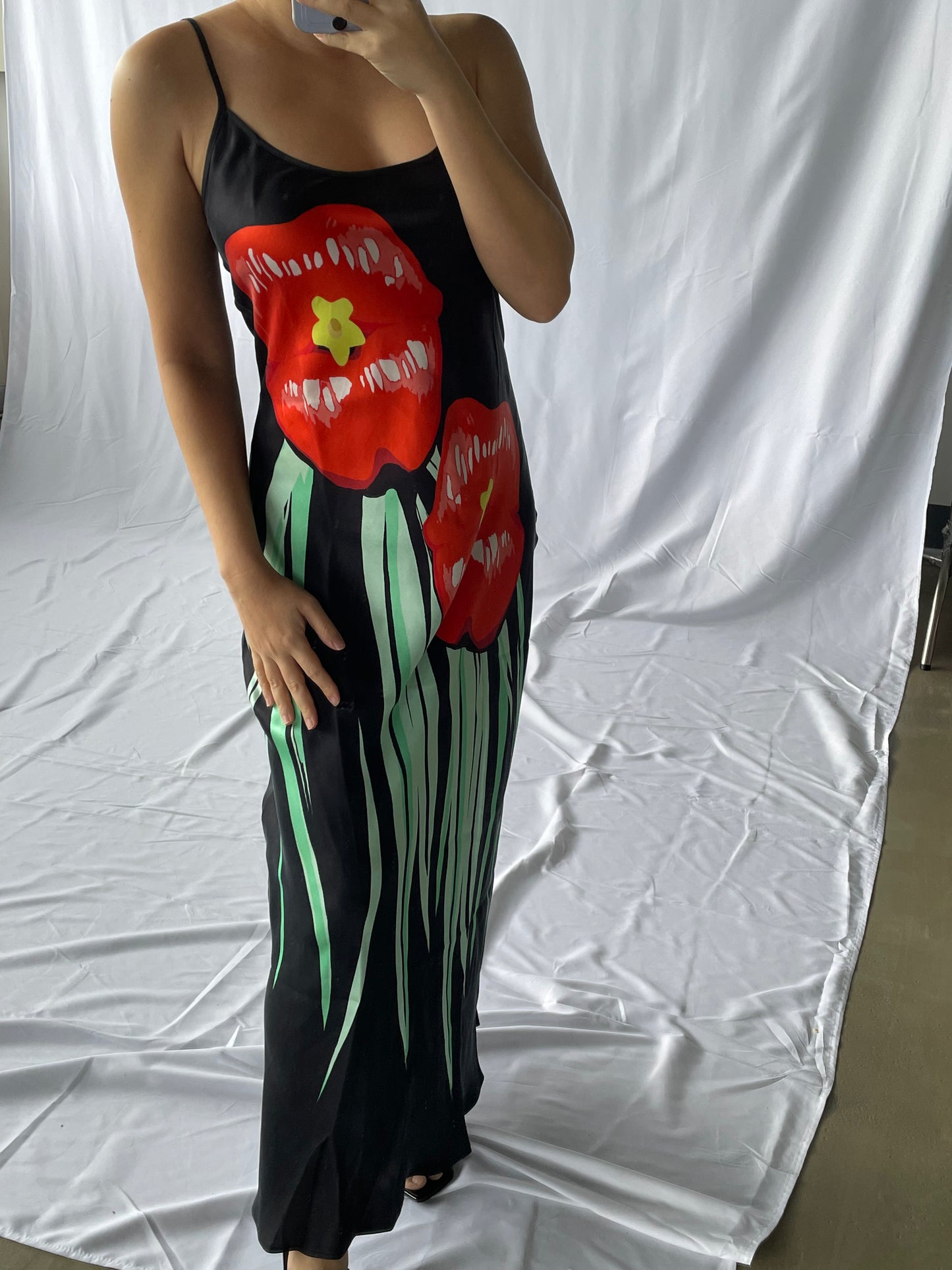 SL 1996 Dress in Black Lip