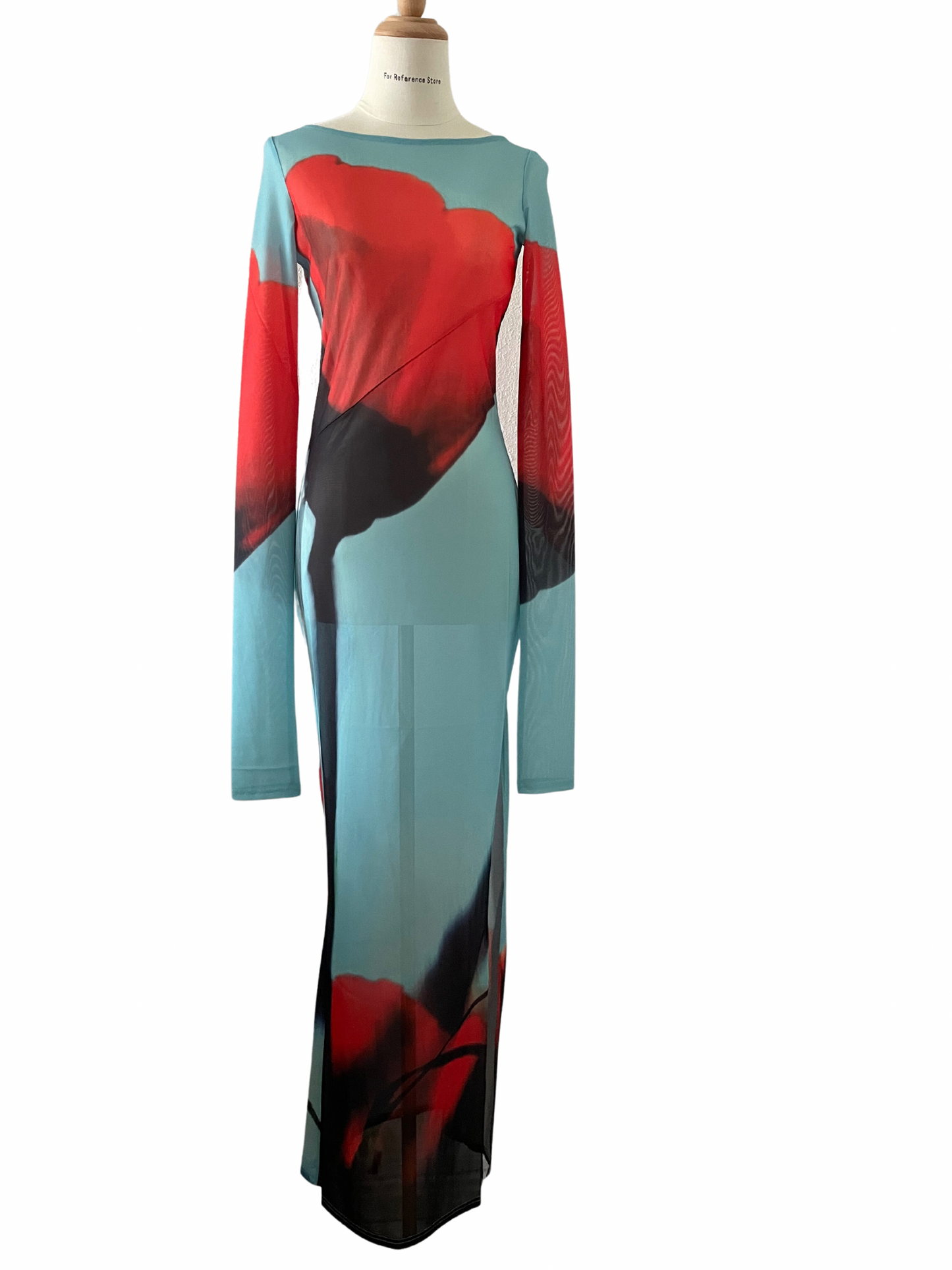 Back in ! RB Santino Midi Tulip Dress