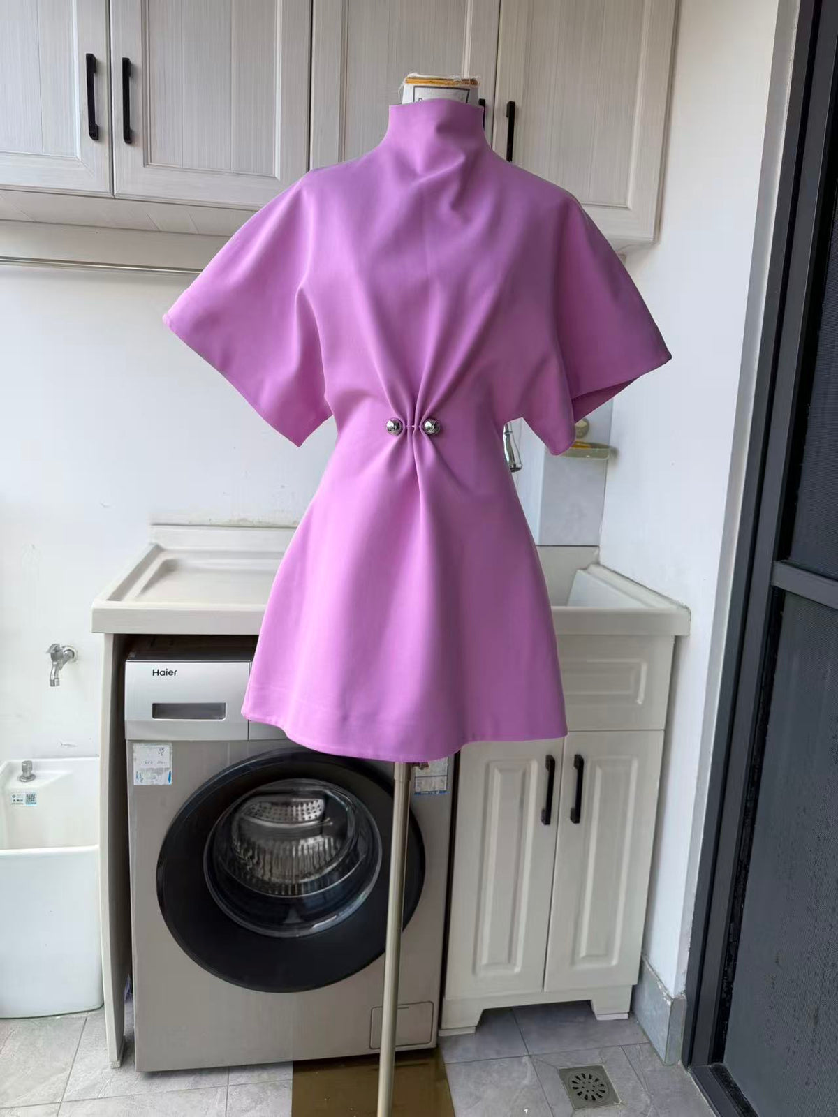 Wide sleeves rayon blend mini dress with metal brooch gathered waist