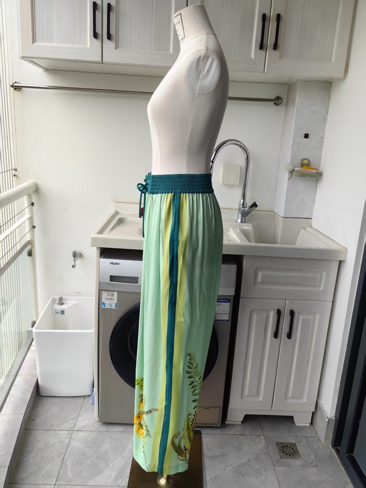 AM Anita Viscose blend shirt and pants