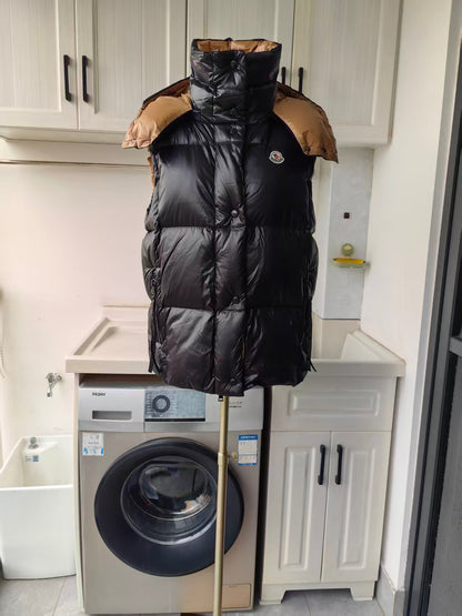 MC Luzule Hooded down vest