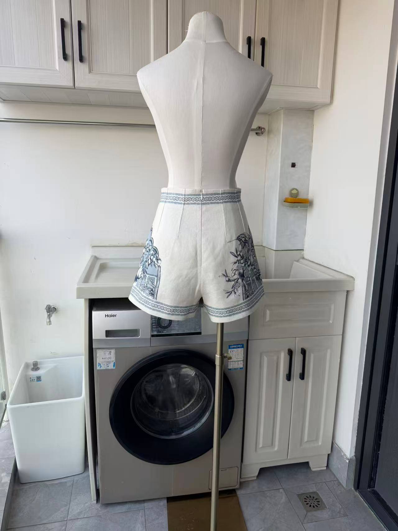 AM cream ramie meadow blouse & shorts