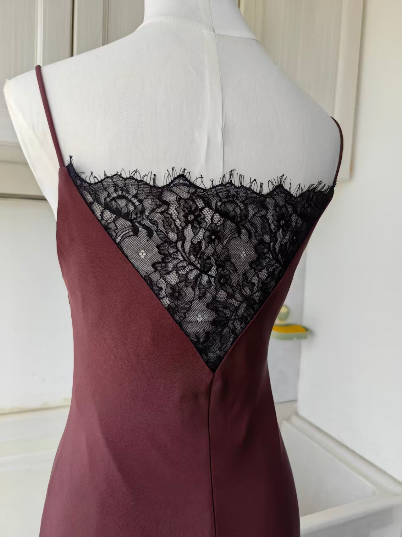 RM lace trimmed silk gown in 2 colors