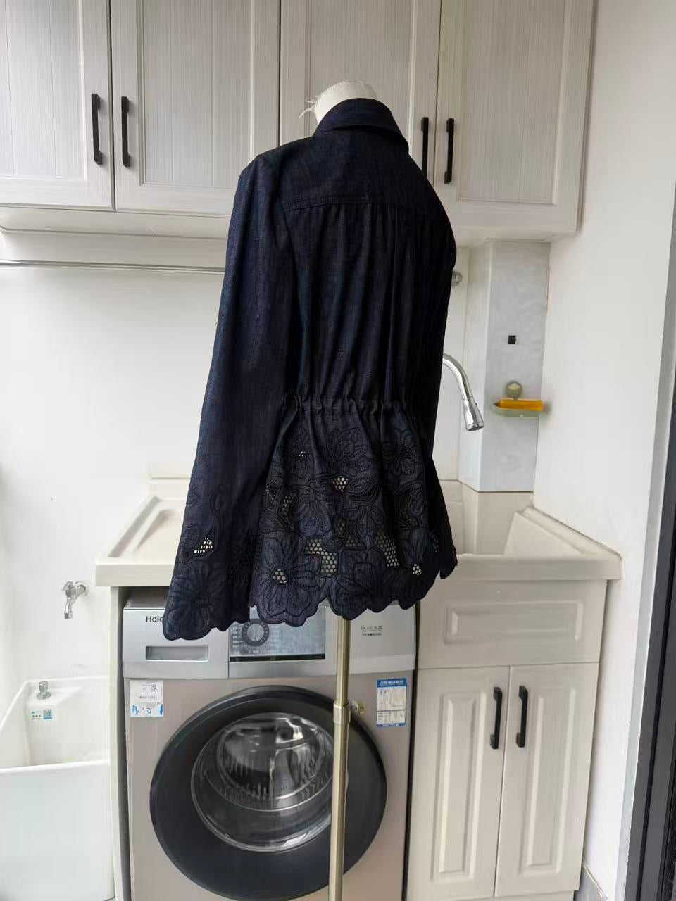 VB Indigo eyelet cotton top, pants and jacket