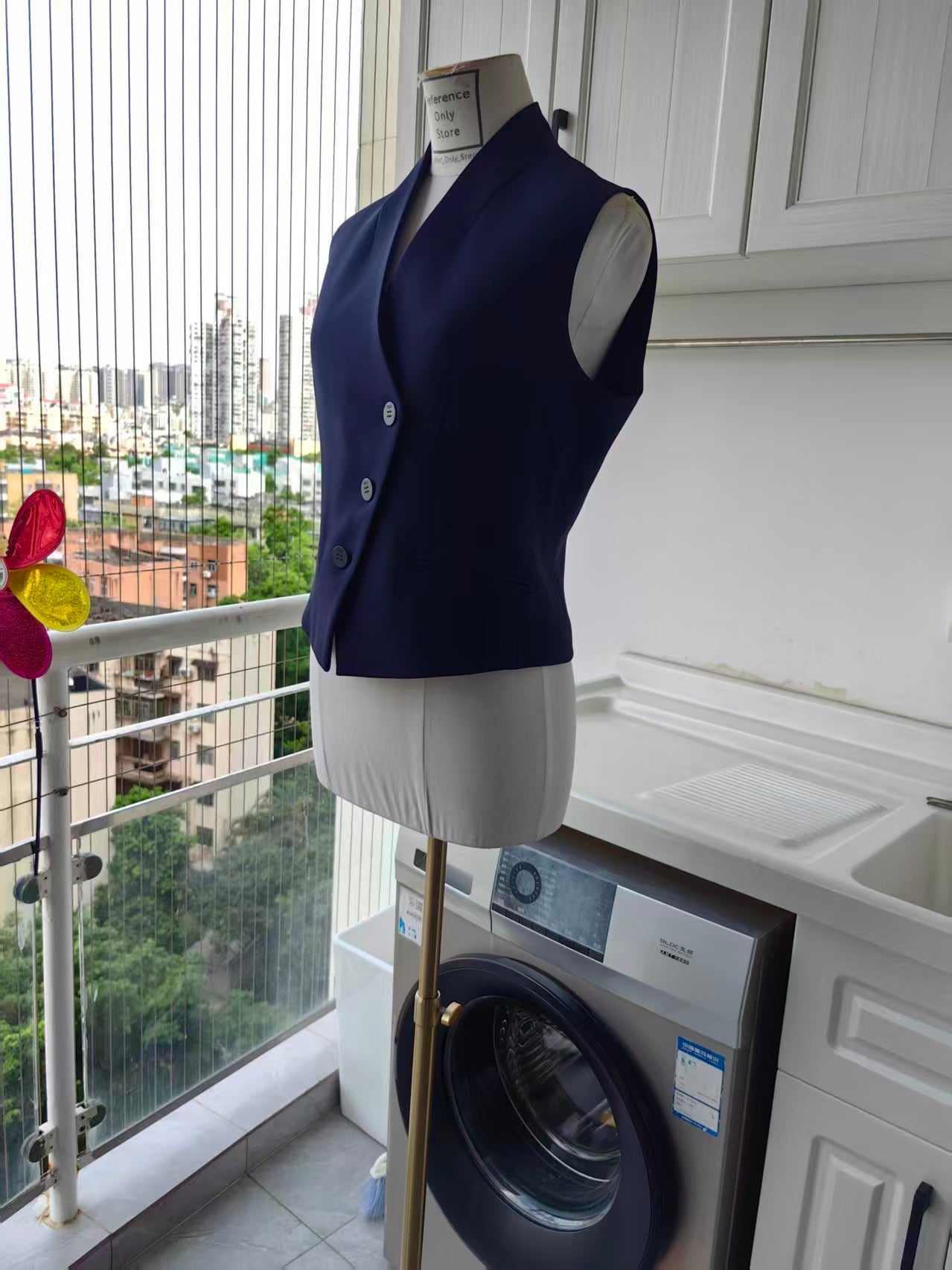 TF Clever Crepe Romney waist coat in navy