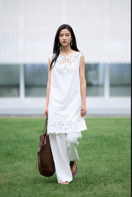 Se x edi White cotton denim dress with cut out details
