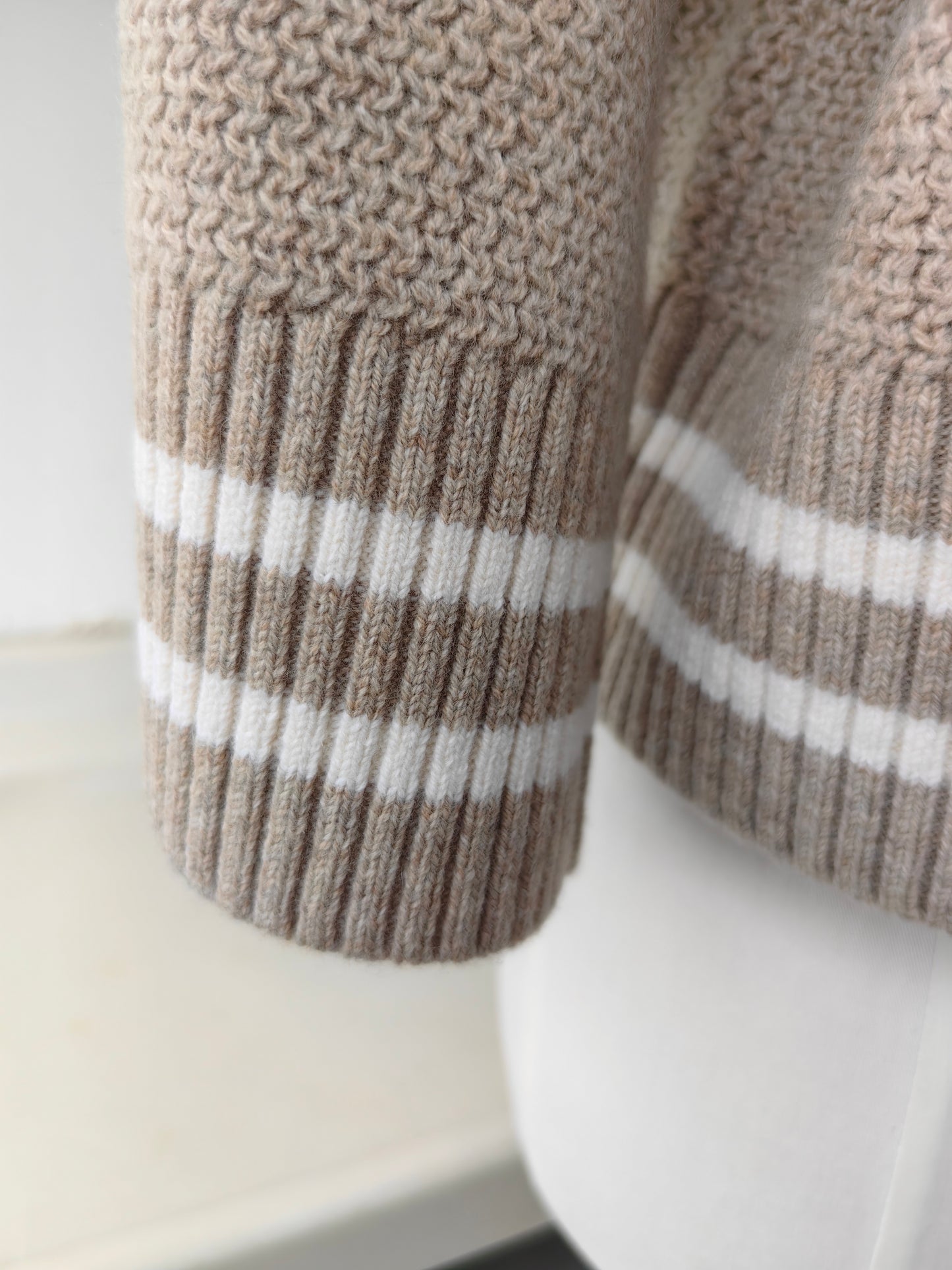 SD Decorative stitch wool cardigan