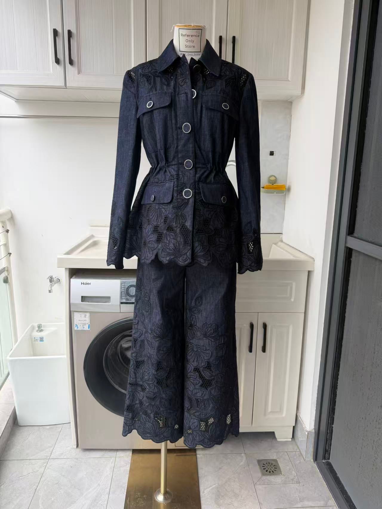 VB Indigo eyelet cotton top, pants and jacket