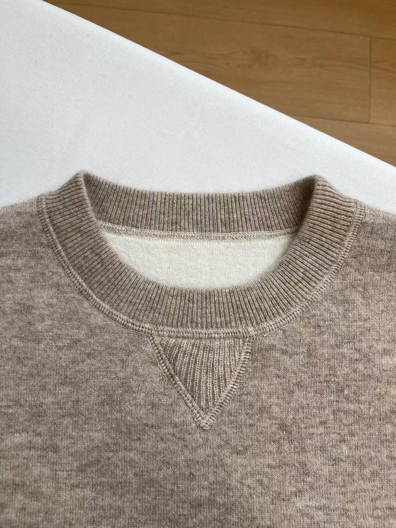 MM Logo Sand Beige Sweater