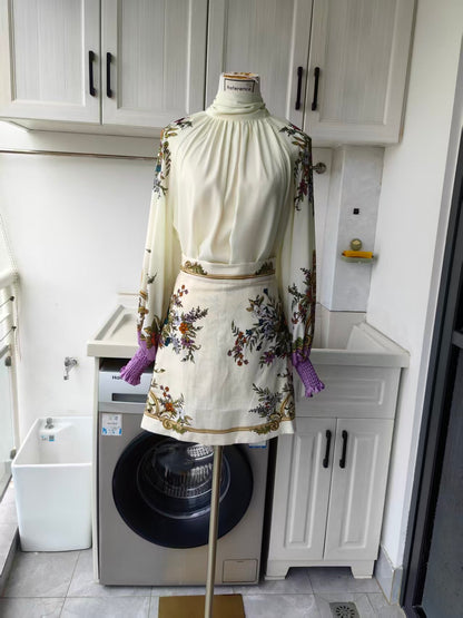AM floral print viscose silk blouse and mini linen skirt