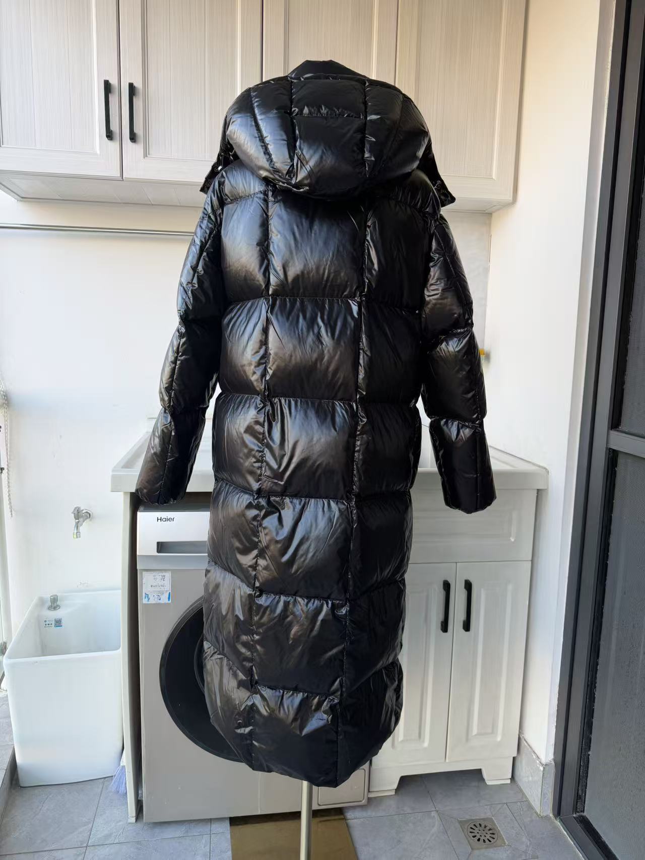 MC Parnaiba hooded long down jacket