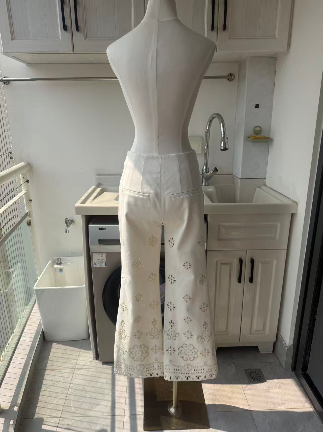 VB Eyelet embroidered Townes vest and komi pants
