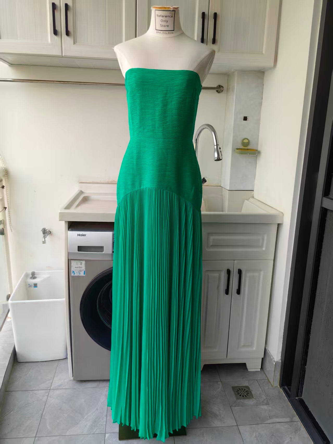 alexis sunniva dress green Alexis Sunniva Strapless Pleated Maxi Dress