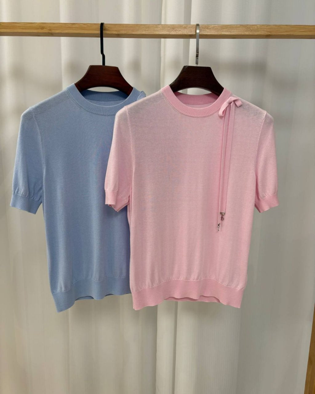 DR short sleeve silk fitted sweater in 2 colors