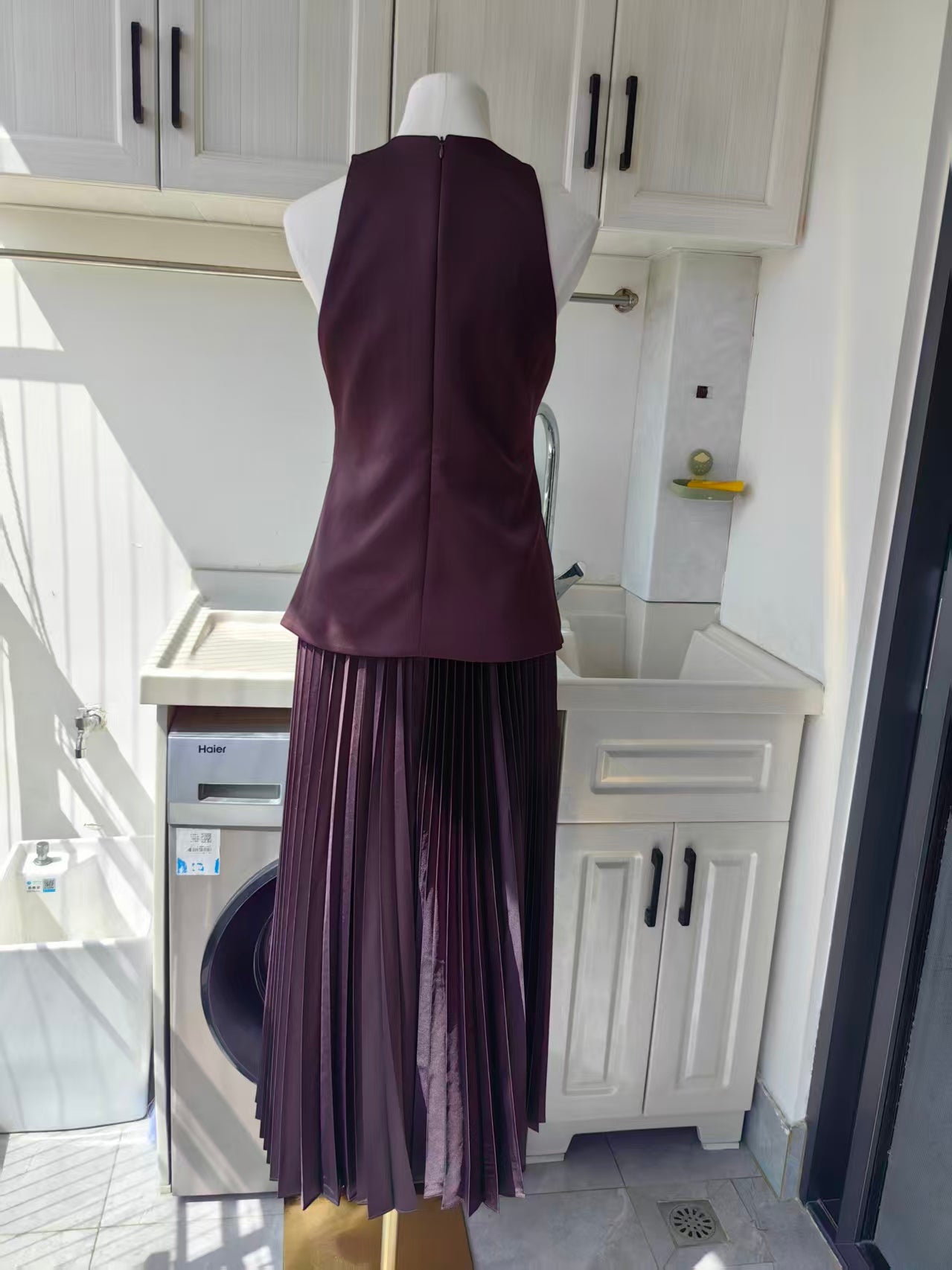ALC Willow pleated viscose midi dress