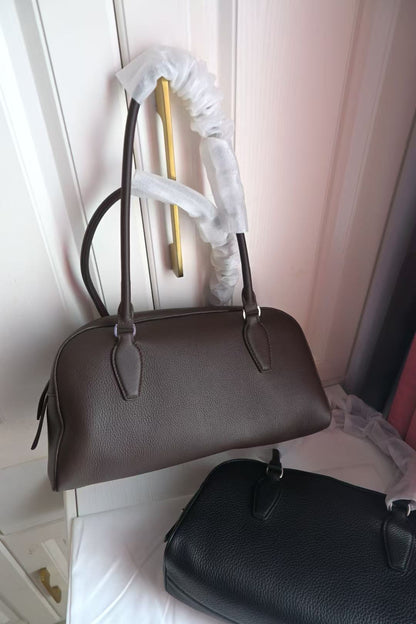 TR EW India leather shoulder bag