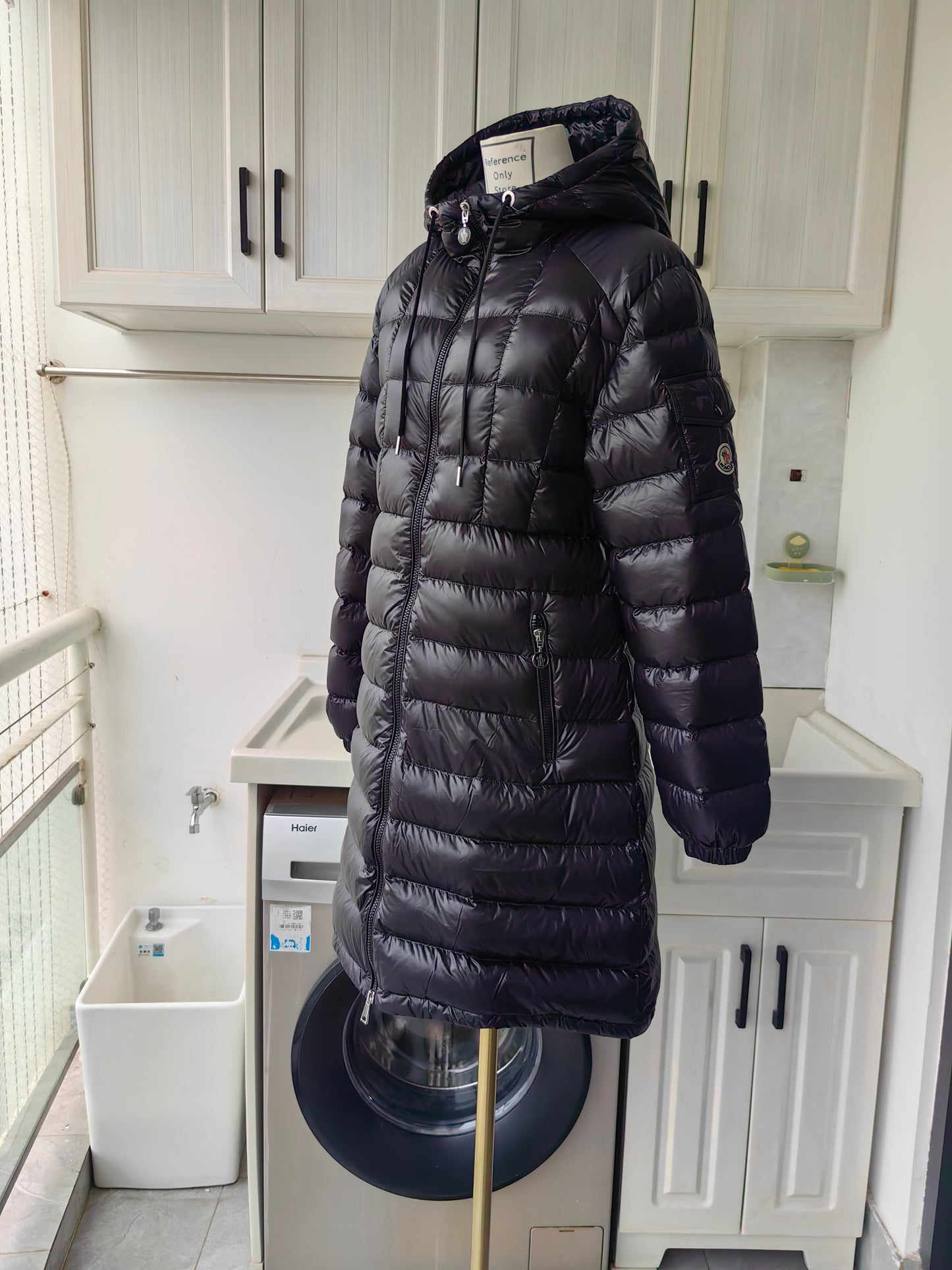 MC Amintore Long down jacket