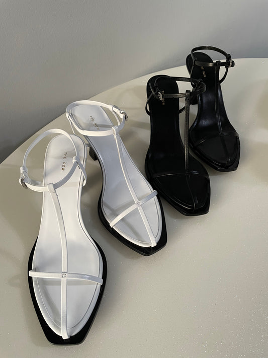 TR T Bar Heel Sandals in white and black